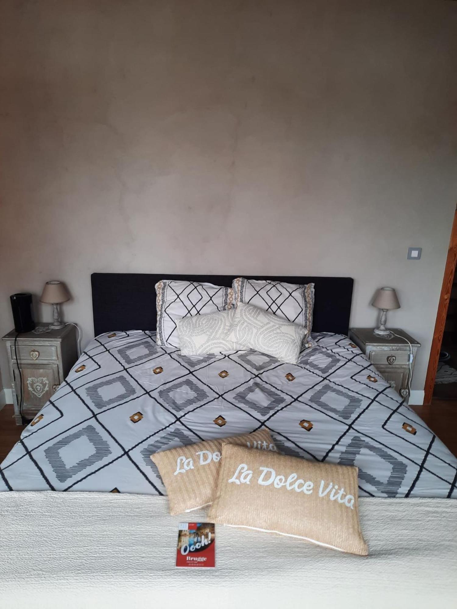 Dolce Far Niente Apartment Брюж Екстериор снимка
